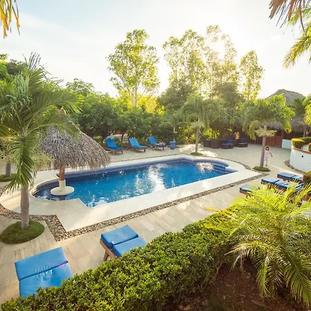 Nicawaves Hotel Popoyo Exterior photo